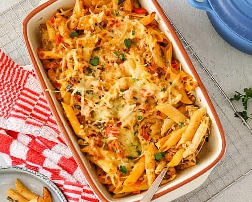 طرز تهیه پاستا با سس آلفردو (3) برای 4 نفر