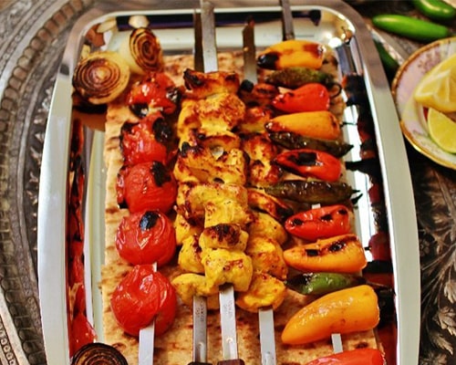 طرز تهیه جوجه کباب زعفرانی برای 8 نفر