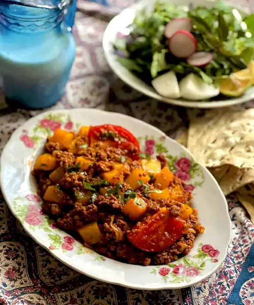 طرز تهیه واویشکا گوشت خوشمزه با سیب زمینی (2)