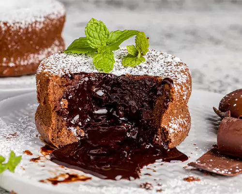 طرز تهیه مولتن کیک شکلاتی خانگی | دسر خاص و شیک برای مهمانی