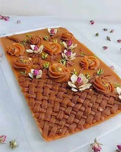 طرز تهیه حلوای شیر خوشمزه و لطیف نکات مهم و تزیین حلوای شیر