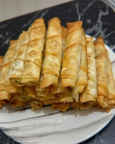 طرز تهیه بورک گوشت (بورک گوشت و قارچ) خوشمزه و ترد