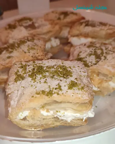 طرز تهیه شیرینی ناپلونی خانگی با خمیر هزارلا (ساده، سریع و خوشمزه)