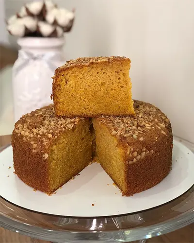 طرز تهیه کیک هویج و گردو کیک پاییزی خوشمزه با دارچین و گردو